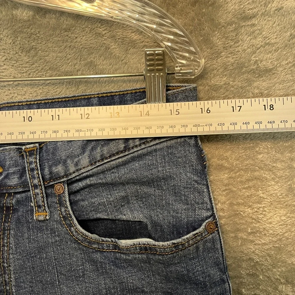 Old Navy Men Classic Low Rise Stretch Straight Medium Wash Denim Jean 31x32